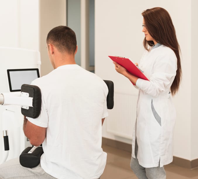 Urologists discuss on treatment options for kidney cancer tumors.