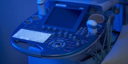 An ultrasound machine to diagnose stricture urethra.