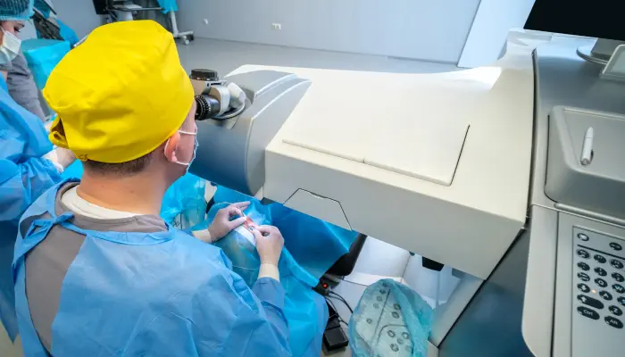 An urologist performing robotic neobladder surgery.